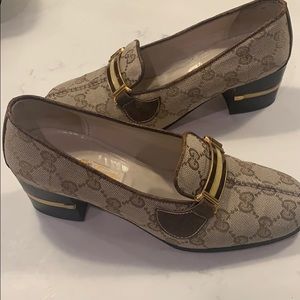 Gucci Vintage Heeled Loafer RARE enamel